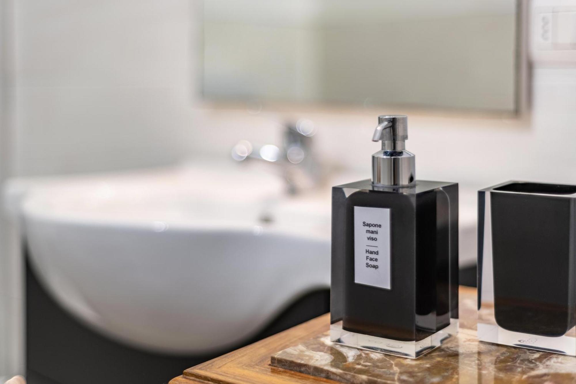 Home - La Dolce Vita Verona Eksteriør billede